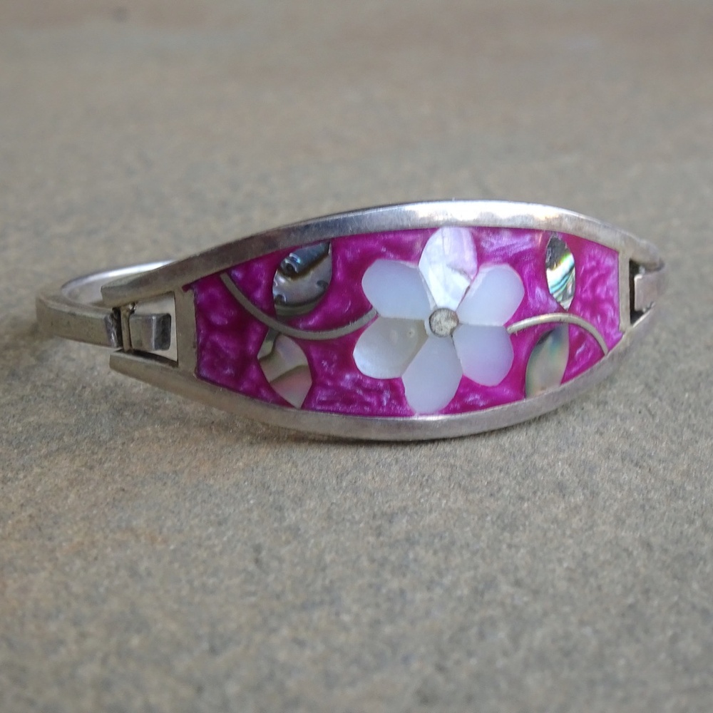 Child's Size Abalone & Mother of Pearl Cloissoné Alpaca Mexico Hinged Bracelet